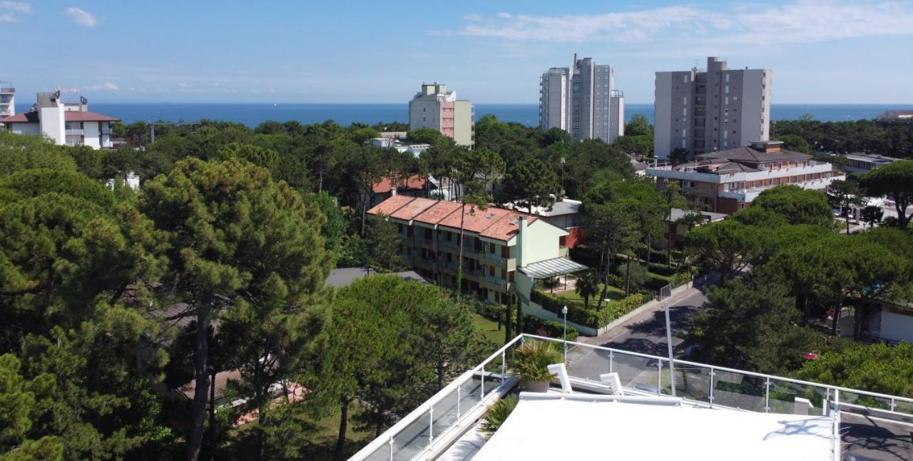 Hotel Meuble Nazionale Lignano Sabbiadoro Zewnętrze zdjęcie