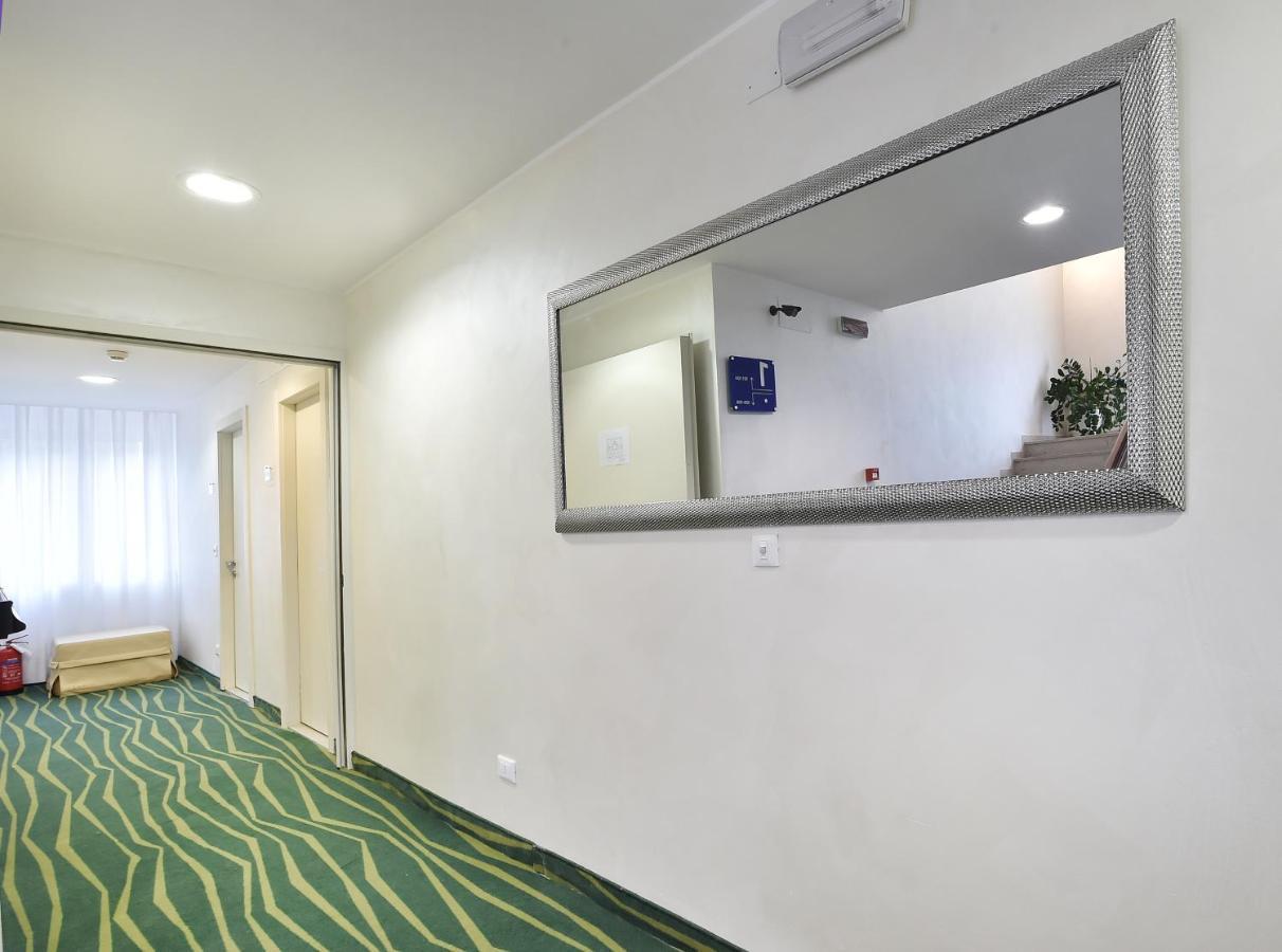 Hotel Meuble Nazionale Lignano Sabbiadoro Zewnętrze zdjęcie