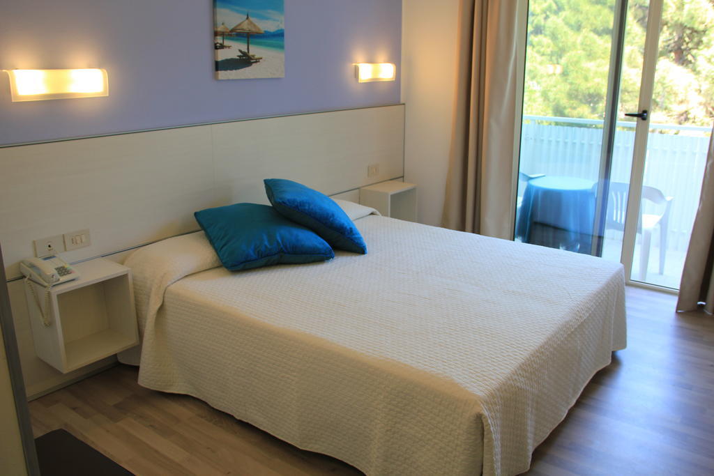 Hotel Meuble Nazionale Lignano Sabbiadoro Pokój zdjęcie
